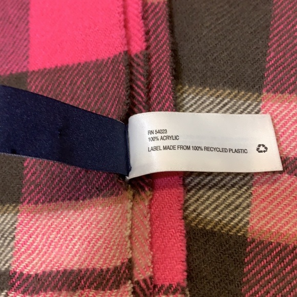 GAP Oversized Soft Plaid Scarf/ Wrap - Picture 3 of 5